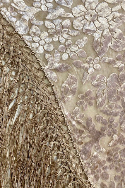 Mantoncillo Velvet Beige