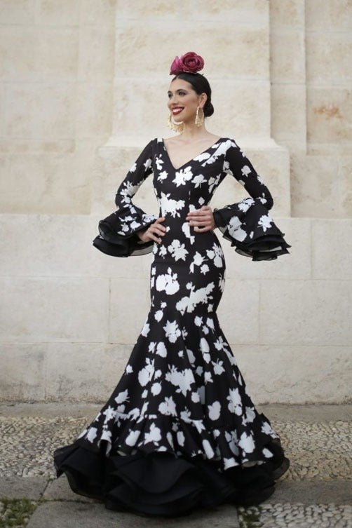 Vestido Flamenca Valentina Negro Flores Beige