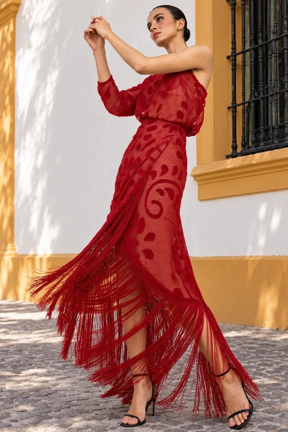 Total Look Abril Asimétrico Rojo