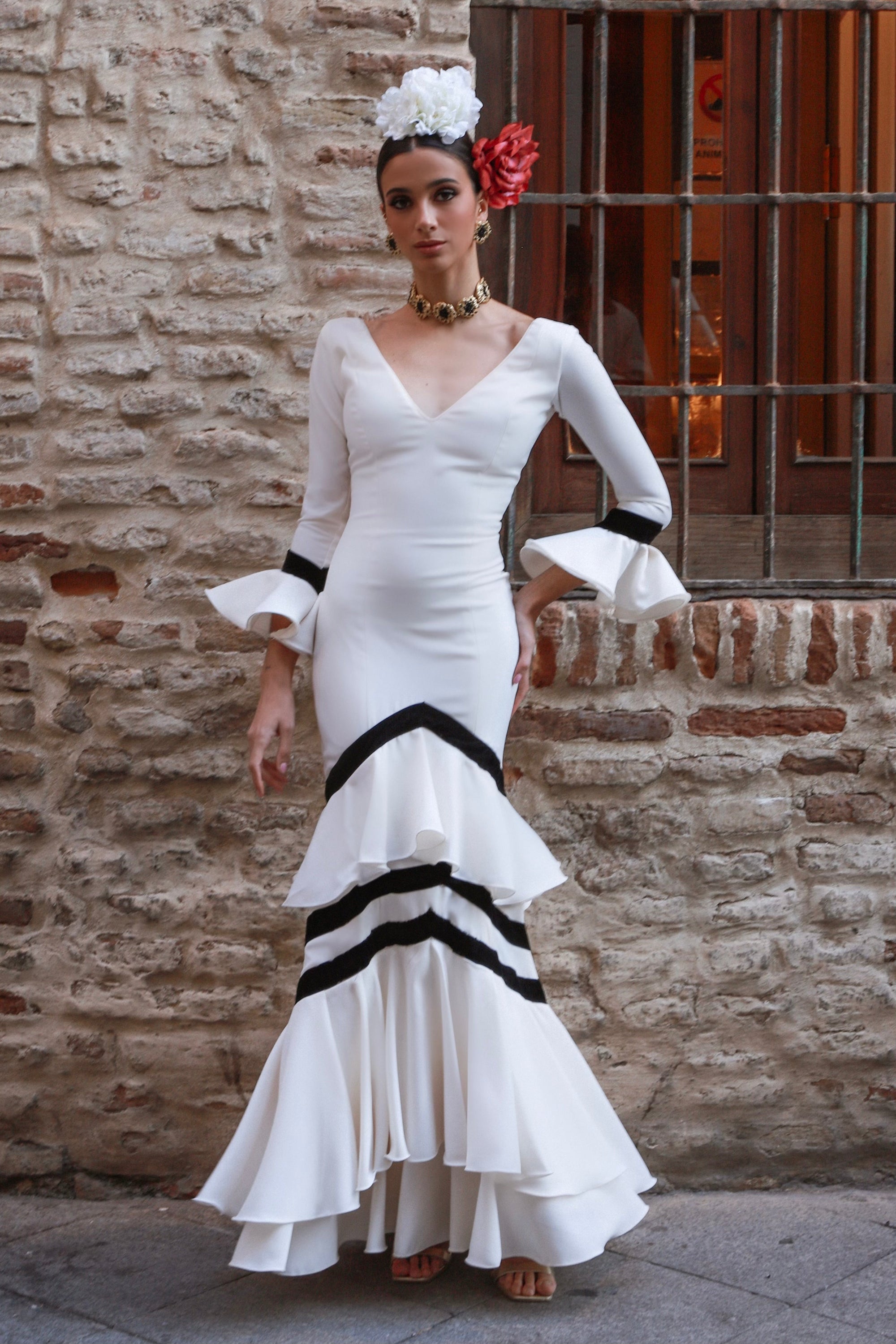 Vestido Flamenca Olivia Beige y Negro