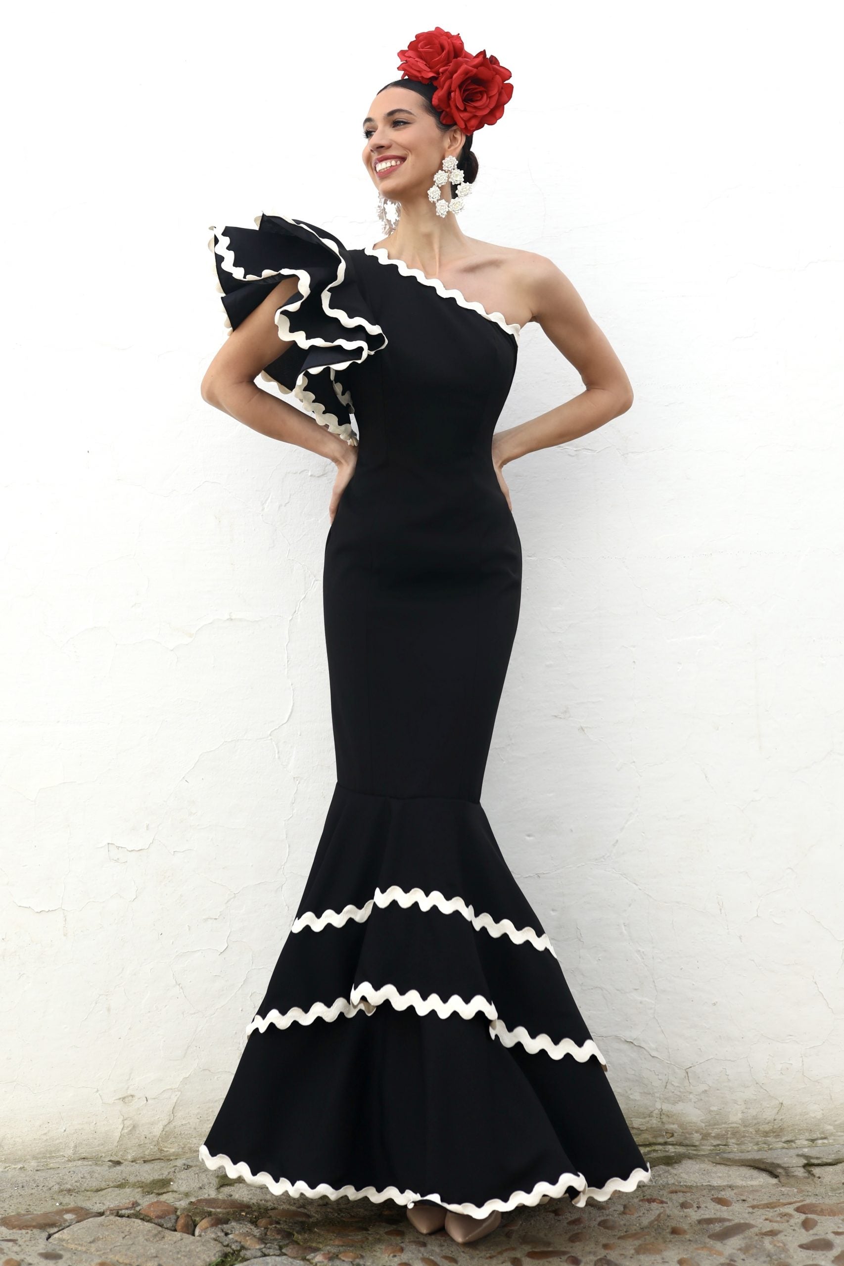 Vestido Flamenca Aitana Negro y Blanco