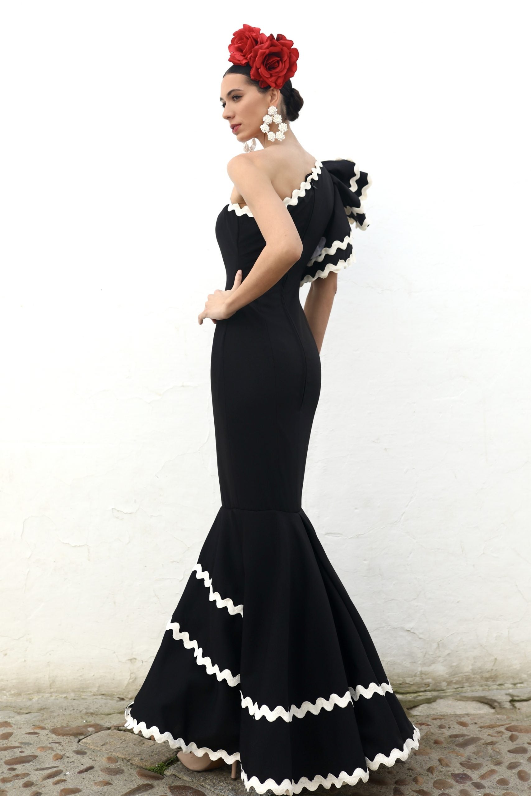 Vestido Flamenca Aitana Negro y Blanco