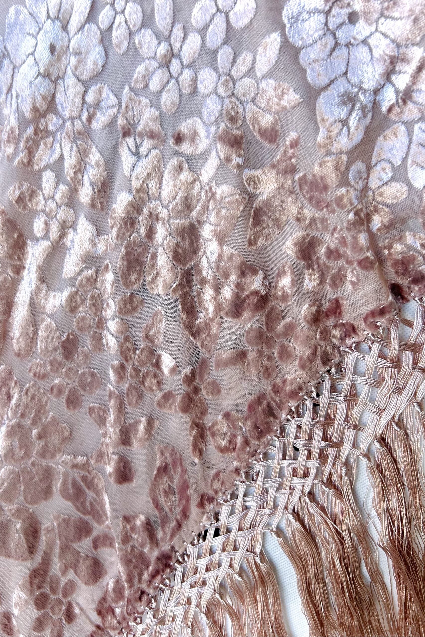 Mantoncillo Velvet Nude
