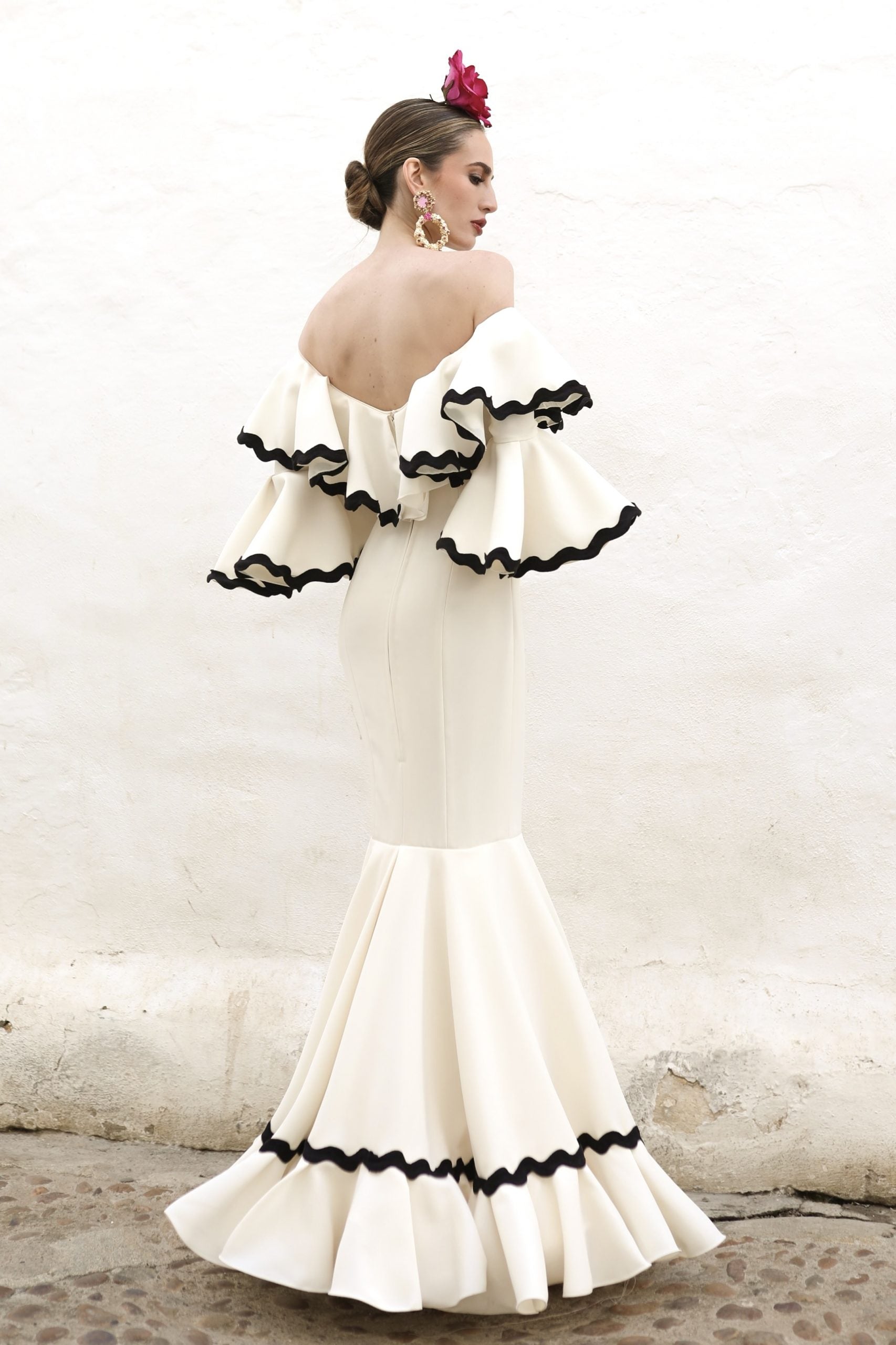 Vestido Flamenca Fabiola Beige y Negro