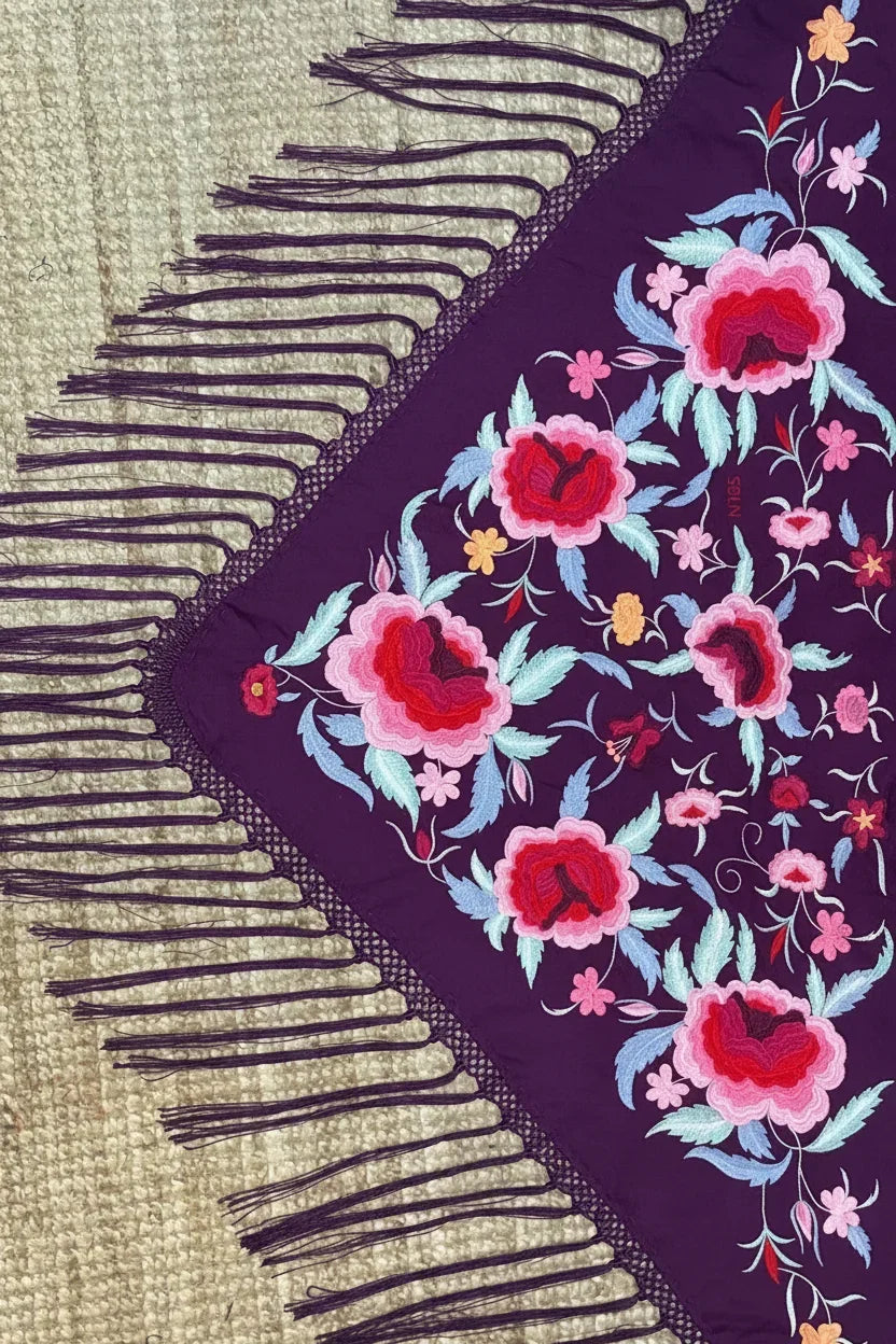 Mantoncillo Flamenca Bordado Sibilina Morado