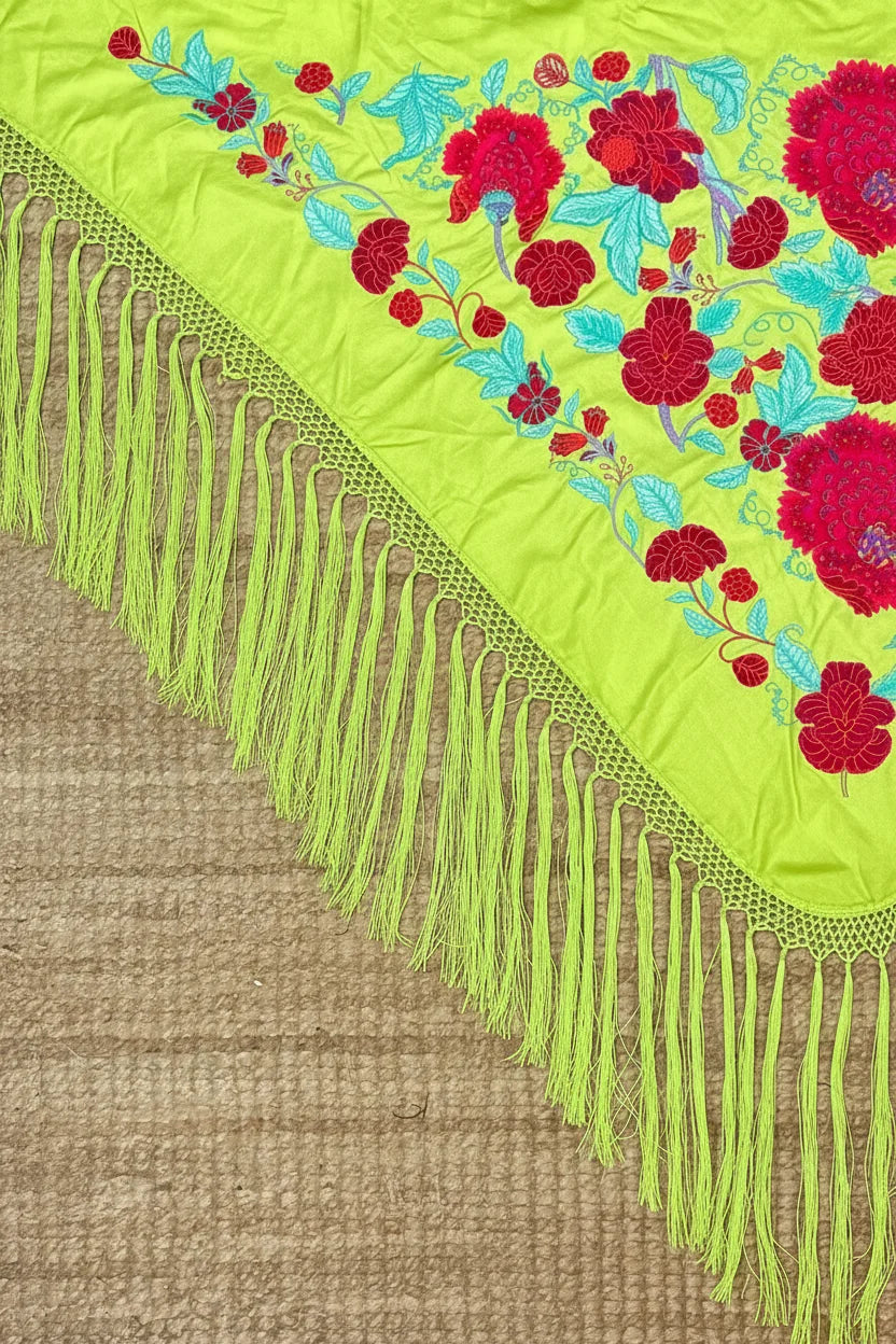 Mantoncillo Flamenca Bordado India Lima