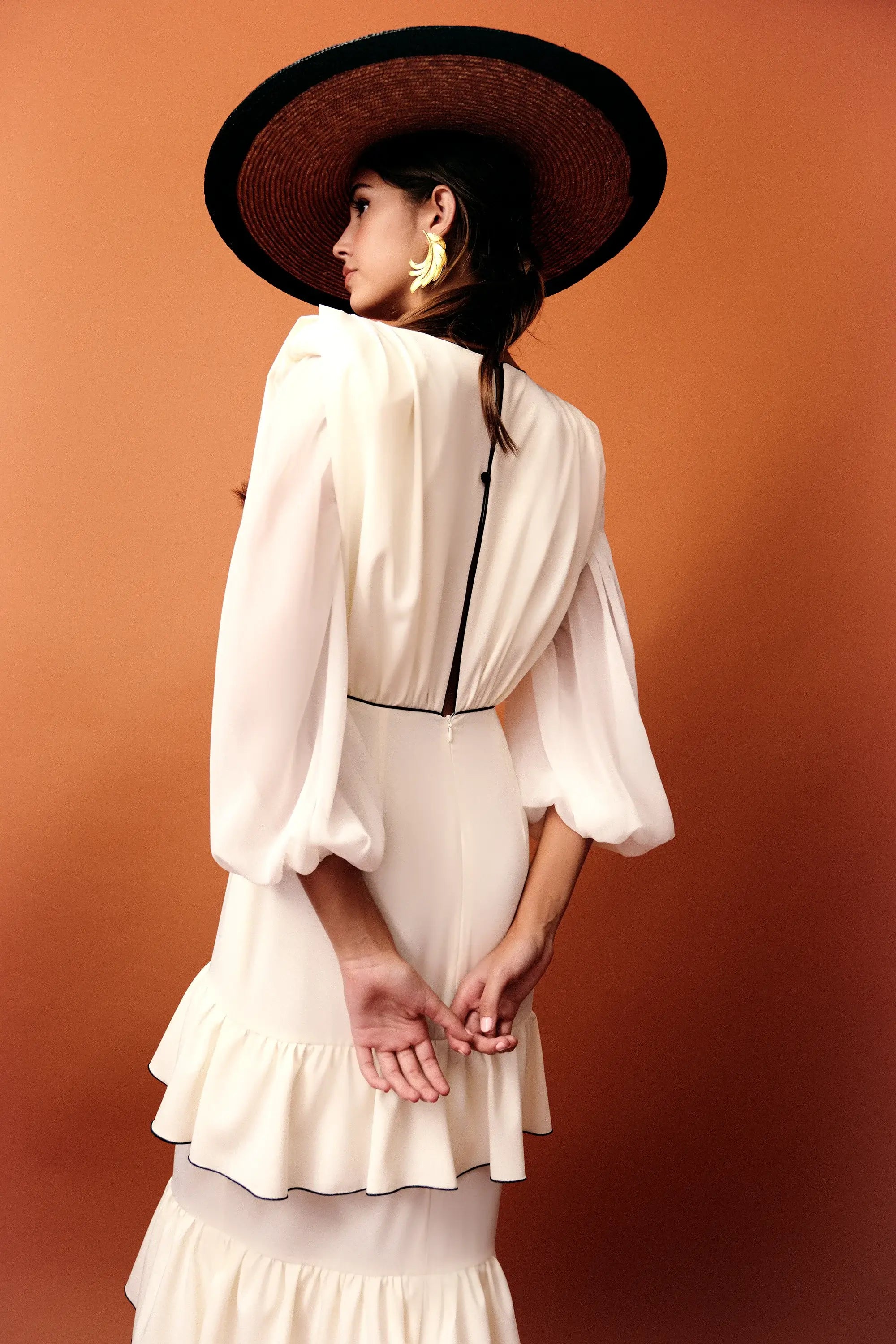 Vestido Alegría Beige Volantes