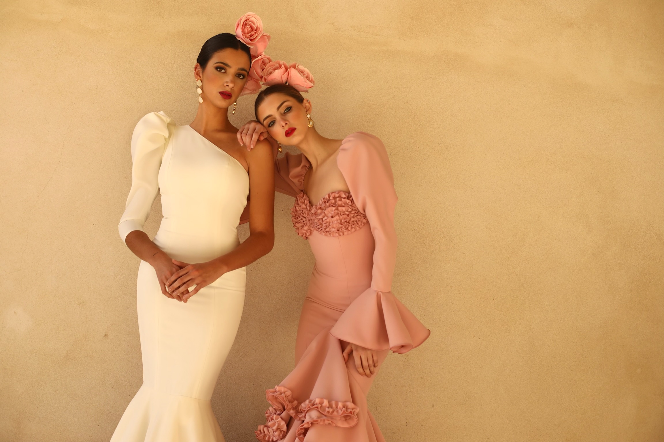 Arreglo Para construir Metáfora SBLN – Vestidos de flamenca, invitada y novia